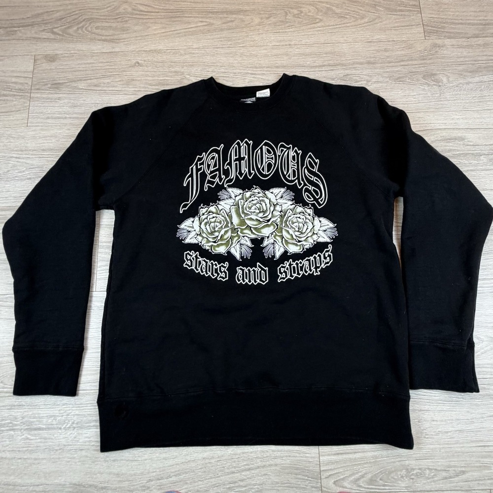 Vintage Y2K Famous Stars and Straps Black Rose Graphic Crewneck Sweatshirt L